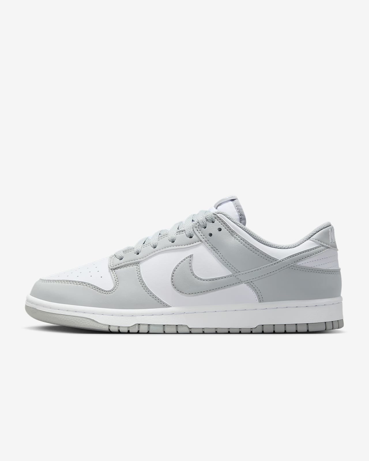 Nike Dunk Low Retro by Nike