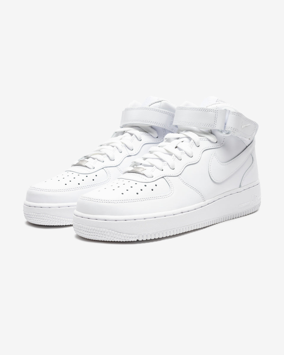 Nike Air Force 1 Mid by Nike