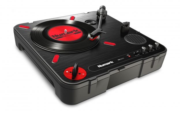 PT01 Portable Turntable by Numark
