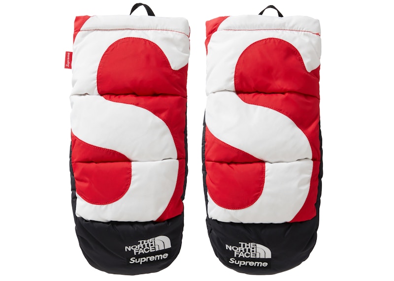 Supreme x The North Face Nuptse Mitts