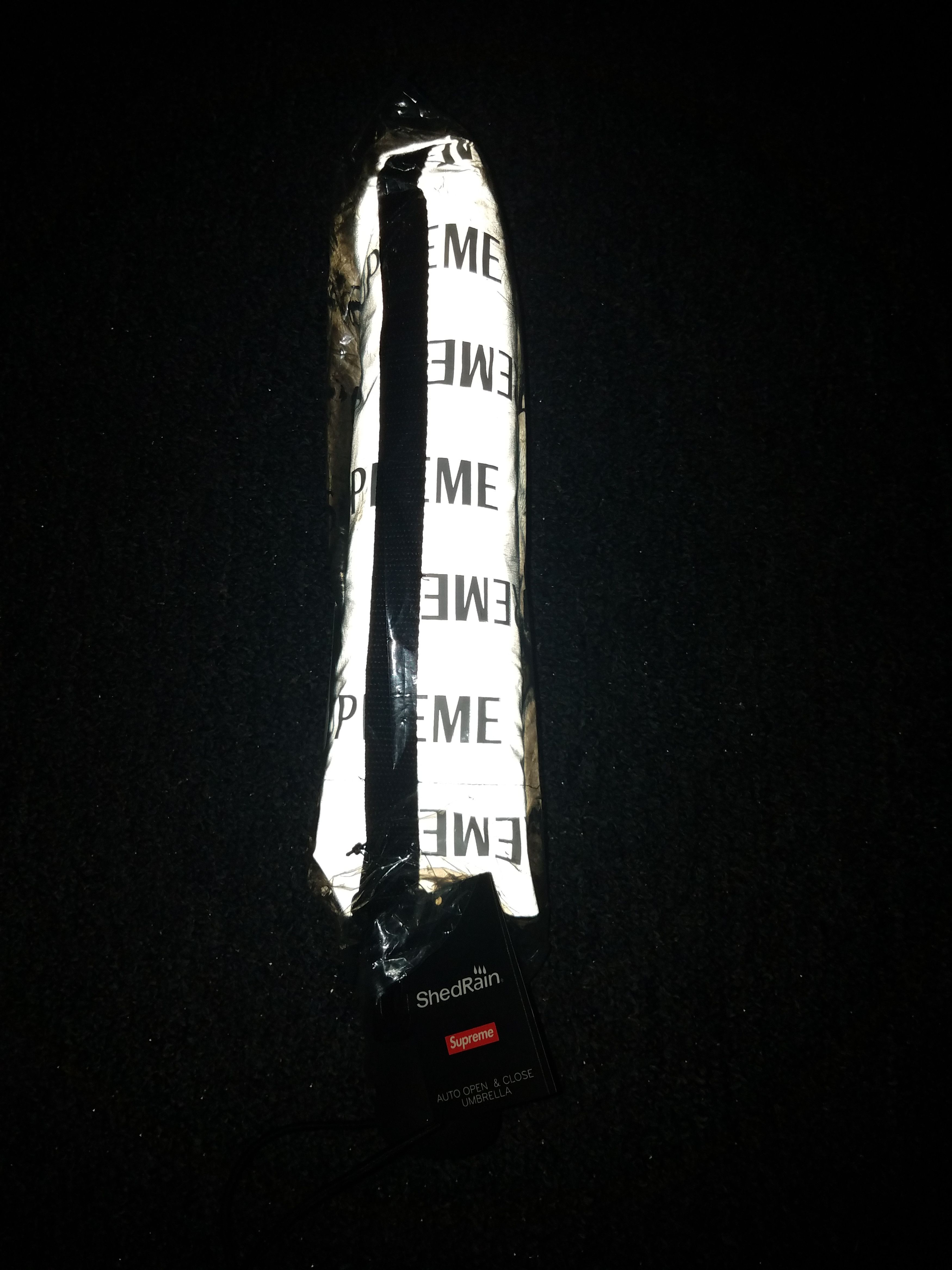 Supreme x ShedRain Reflective Repeat Umbrella