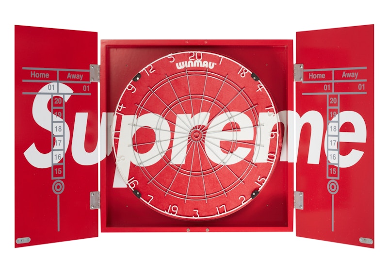 Supreme x Winmau Dartboard Set